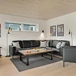 3 Bedroom Lovely In