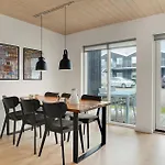 Apartman 3 Bedroom Lovely In *