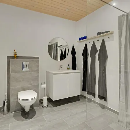 3 Bedroom Lovely In Lägenhet Slagelse