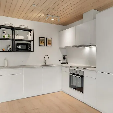 3 Bedroom Lovely In *